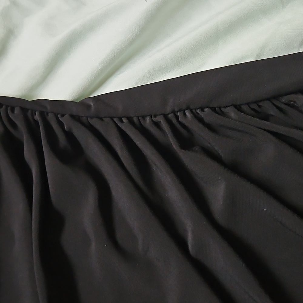 Lauren Ralph Lauren Fitted Black Dress, Size 10 - Picture 6 of 10